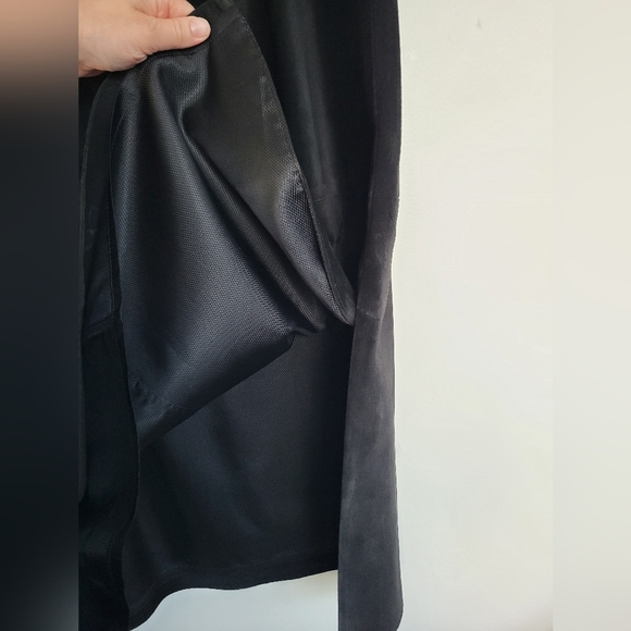 Danier Suede Midi Skirt - Picture 4 of 9